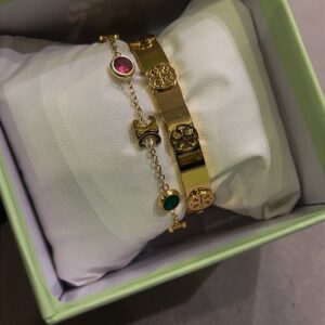 cjmkl1nuyxbjagf0lze0ljiyljeumcaoavbob25lmtmsndsgau9tidi2ljy7igd6axapiai Bracelet with bangle
