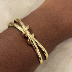 cjqkmfnuyxbjagf0lze0ljizljauntygkglqag9uztezldq7iglpuyayni42oybnemlwksac-20 She bangles