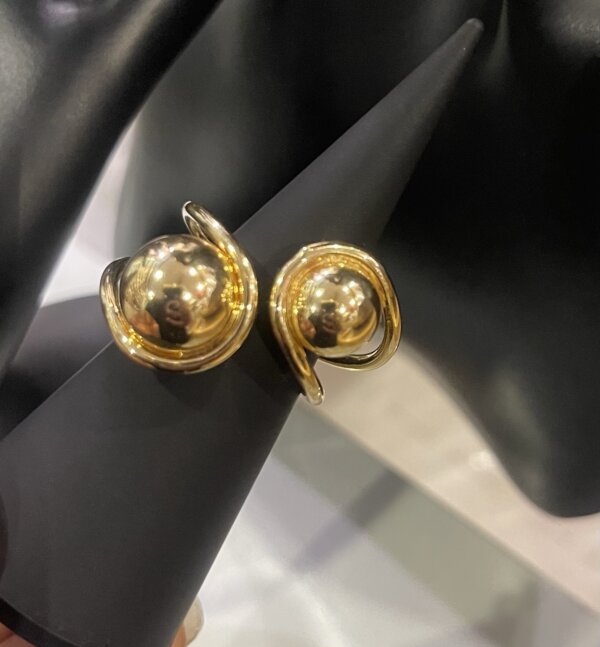 Chunky ring
