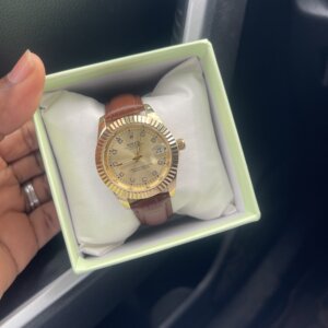 Ladies leather watch