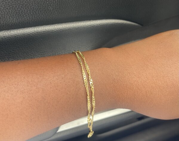English gold bracelet
